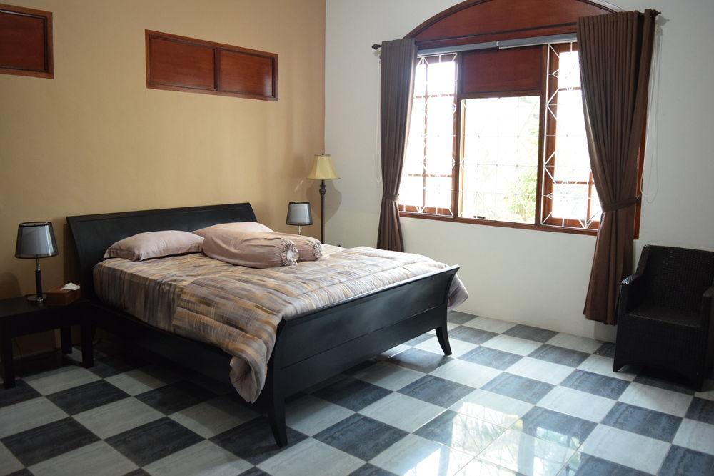 Villa Amari 2 Mataram Exterior photo