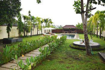 Villa Amari 2 Mataram Exterior photo